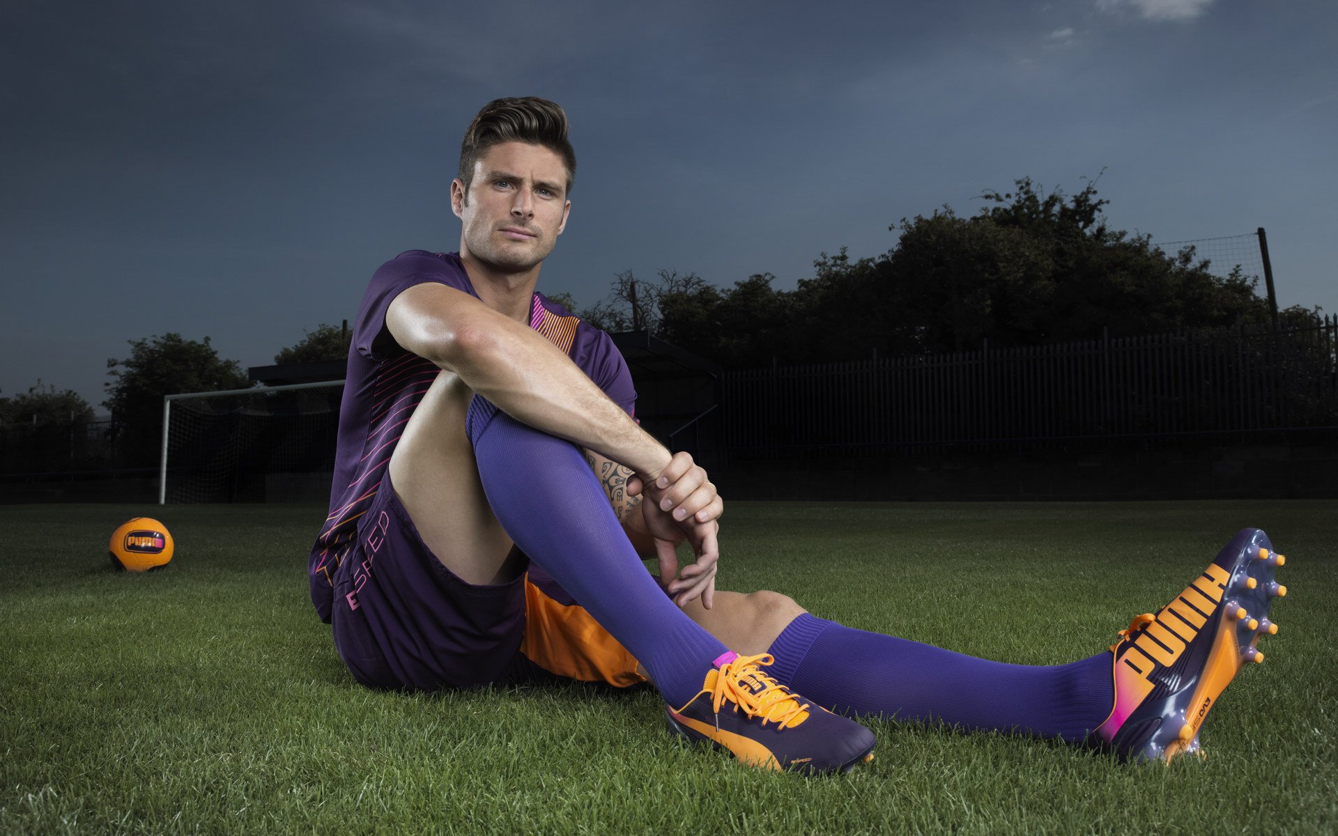 “马科斯·梅特罗的精准防守和突破能力,成就美洲狮队的未来核心”